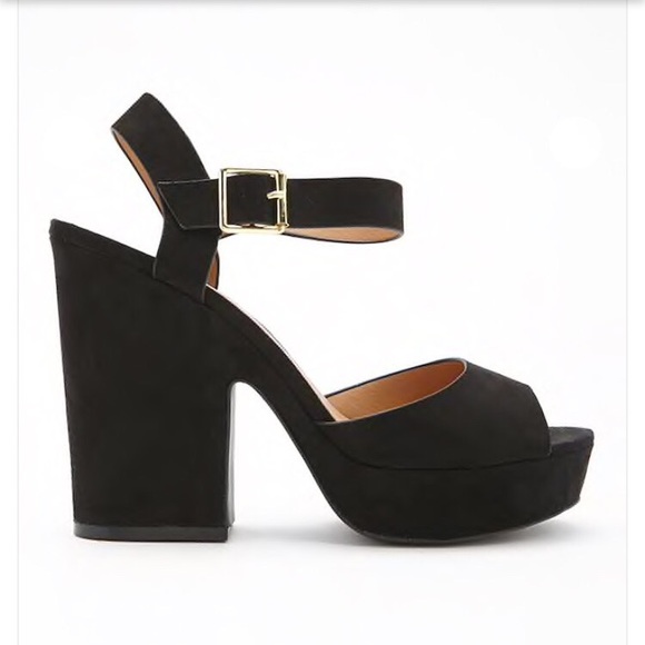 NWB Black Vegan Suede Peep Toe Platform Heels - Picture 2 of 8